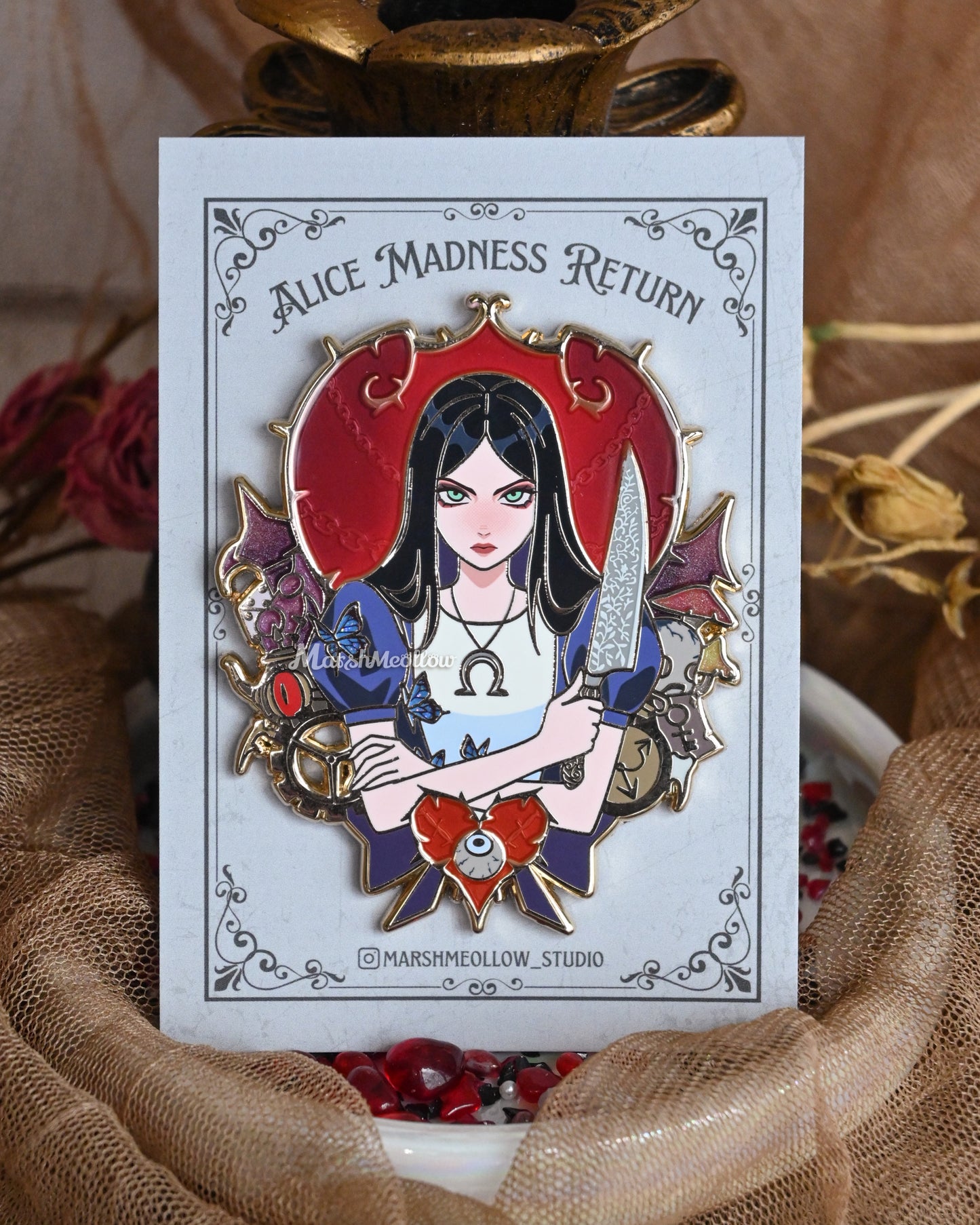 Alice Madness Return Enamel Pin