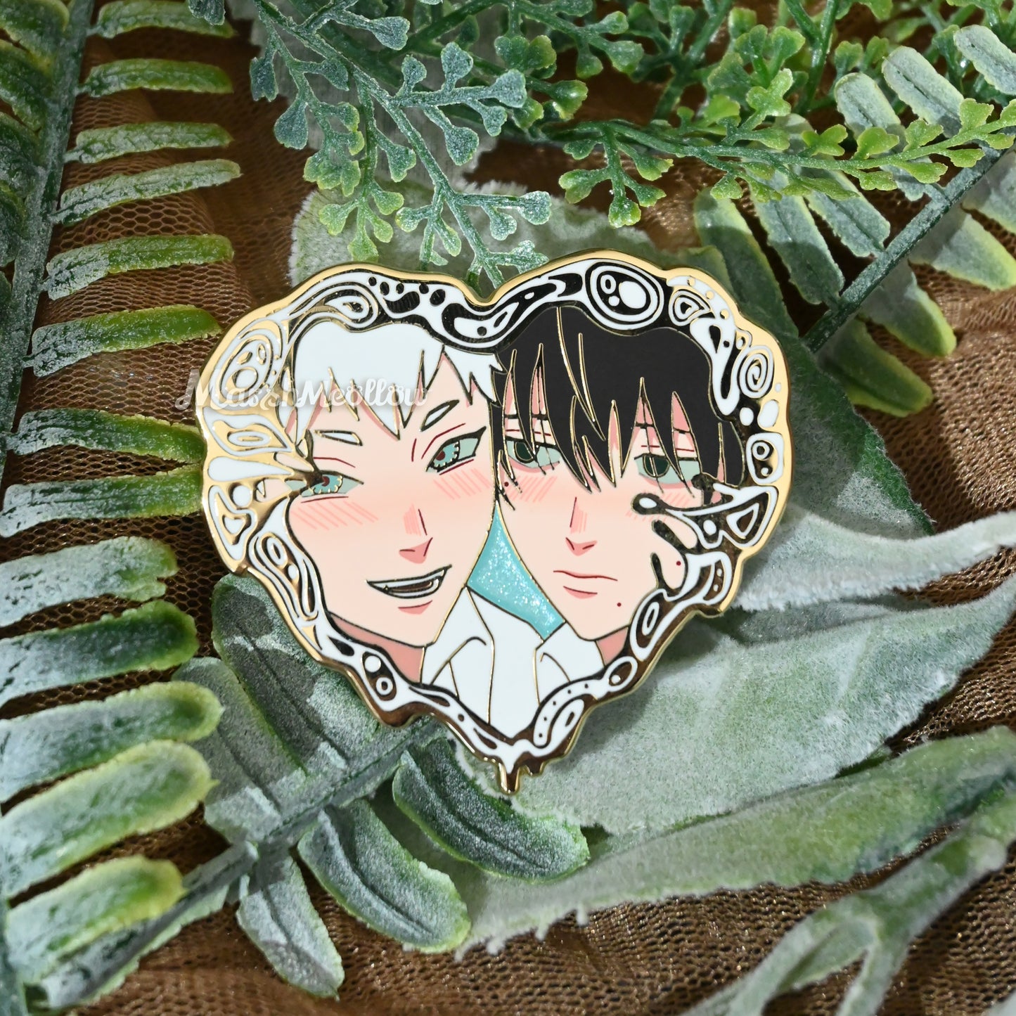 Hikaru & Yoshiki Heart Frame Pin