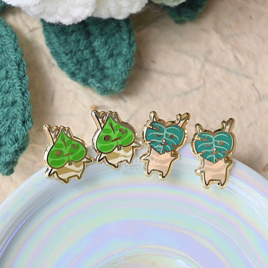 Mini Korok Earrings (Marka & Cut Heart)